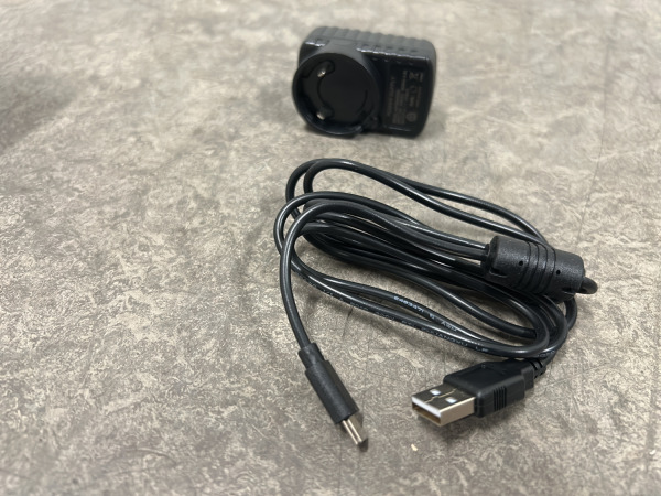 LevelFix oplader USB-C met stekkeradapters CH200 – foto 5 – kavel bij XL Auctions