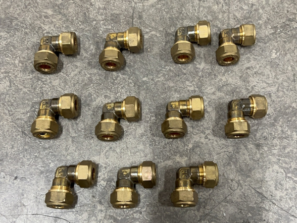 Koppeling set 33-delig – foto 9 – kavel bij XL Auctions