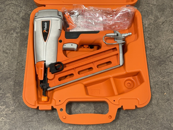 Paslode bradsmachine 16 gauge – foto 5 – kavel bij XL Auctions