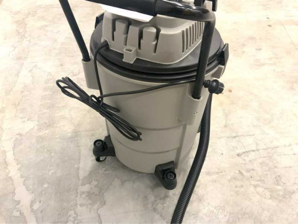Kremer industriële stofzuiger KR60LE 60L – foto 6 – kavel bij XL Auctions