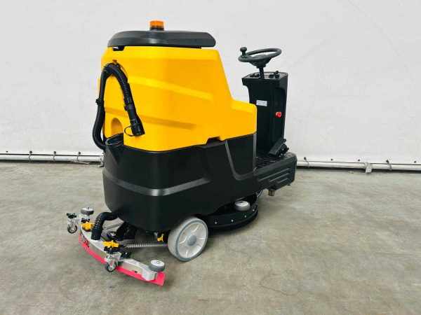 RTE schrobzuigmachine zelfrijdend ROFS-70 – foto 14 – kavel bij XL Auctions