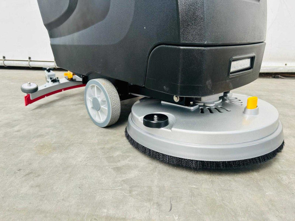 RTE vloerschrobzuigmachine 850mm FS50 – foto 15 – kavel bij XL Auctions