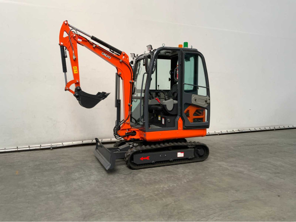 RTE mini graver met cabine CRE213 EURO5 – foto 4 – kavel bij XL Auctions