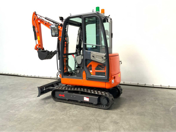 RTE mini graver met cabine CRE213 EURO5 – foto 14 – kavel bij XL Auctions