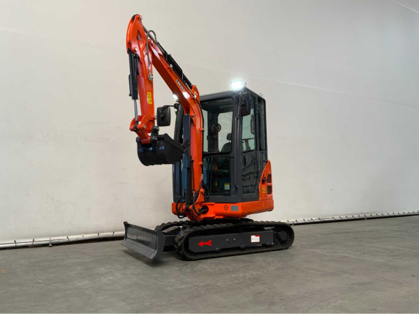 RTE mini graver met cabine CRE213 EURO5 – foto 16 – kavel bij XL Auctions