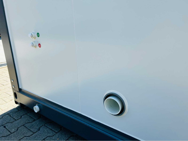 RTE mobiele woonunit met sanitair 596x220x245cm – foto 18 – kavel bij XL Auctions