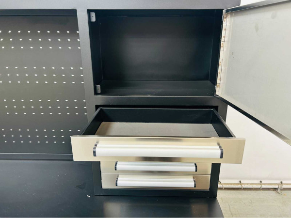 Garagewerkbank met 33 lades 285x67x190cm – foto 8 – kavel bij XL Auctions