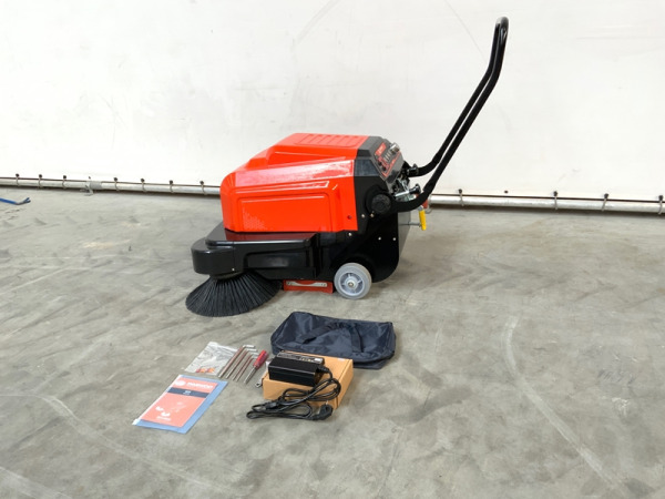 Daewoo DAS30 veegmachine 1000mm – foto 8 – kavel bij XL Auctions