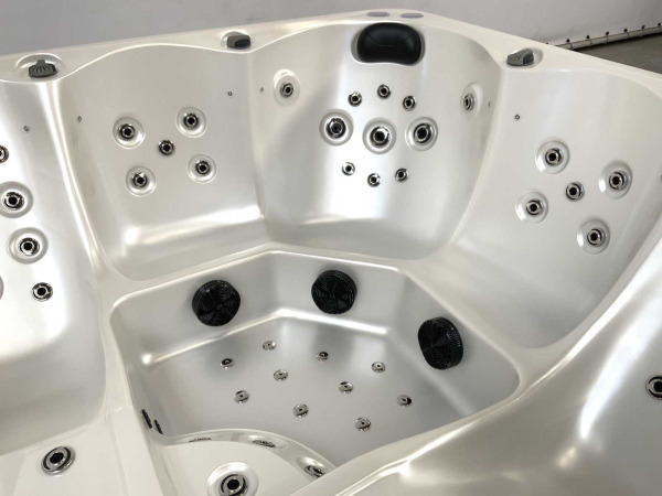RTE Jacuzzi las vegas Balboa (5 personen) – foto 8 – kavel bij XL Auctions