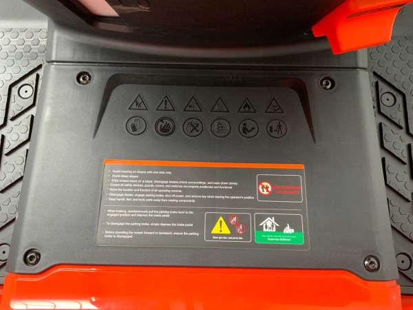 Daewoo zitmaaier 98cm hydrostatisch DAXRM452 – foto 25 – kavel bij XL Auctions