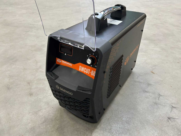 Daewoo plasmasnijmachine DWCUT-60 – foto 11 – kavel bij XL Auctions