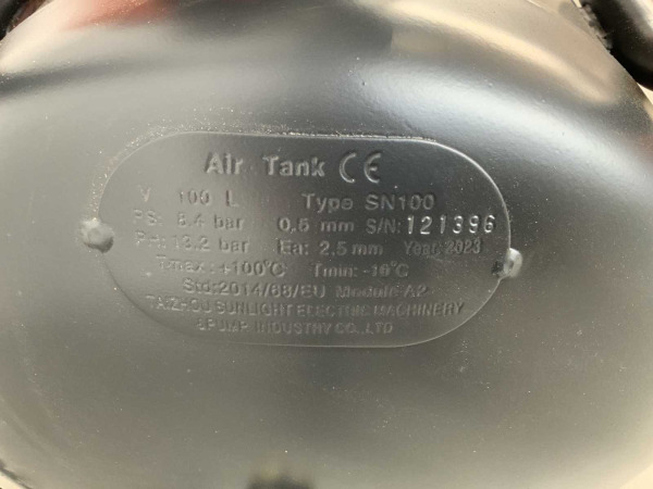 Daewoo luchtcompressor 100L DAAX100L – foto 6 – kavel bij XL Auctions