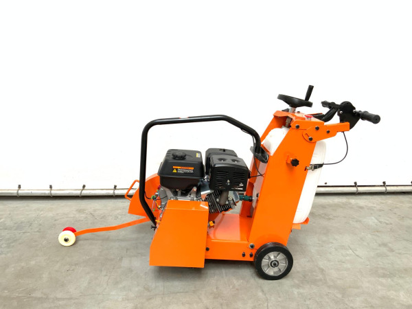Daewoo vloerzaagmachine benzine 2025 DATMF20-4 – foto 3 – kavel bij XL Auctions