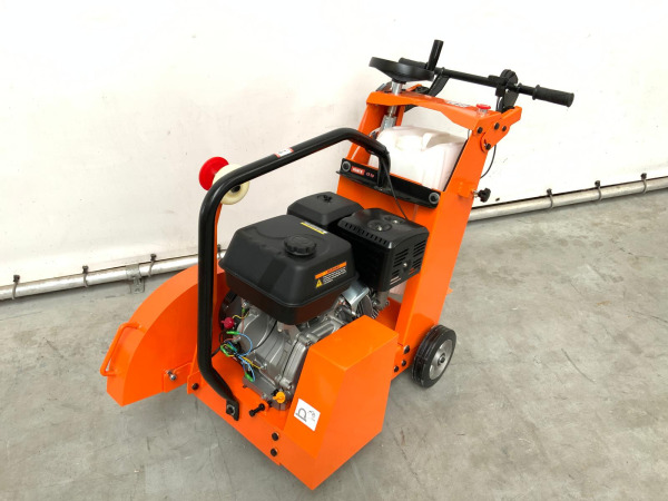 Daewoo vloerzaagmachine benzine 2025 DATMF20-4 – foto 8 – kavel bij XL Auctions