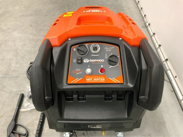Daewoo hogedrukreiniger heetwater DHPW7300 – foto 7 – kavel bij XL Auctions
