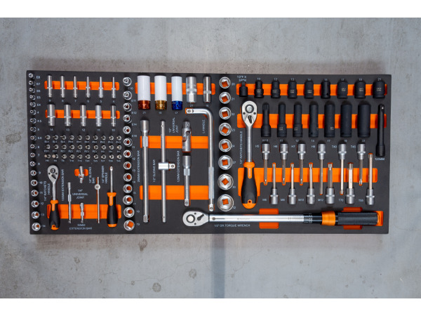 Daewoo gereedschapswagen met werkblad 267-delig – foto 12 – kavel bij XL Auctions
