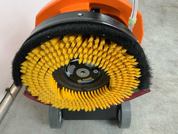 Daewoo schrobmachine 1.350m²/u DAXM30 – foto 9 – kavel bij XL Auctions