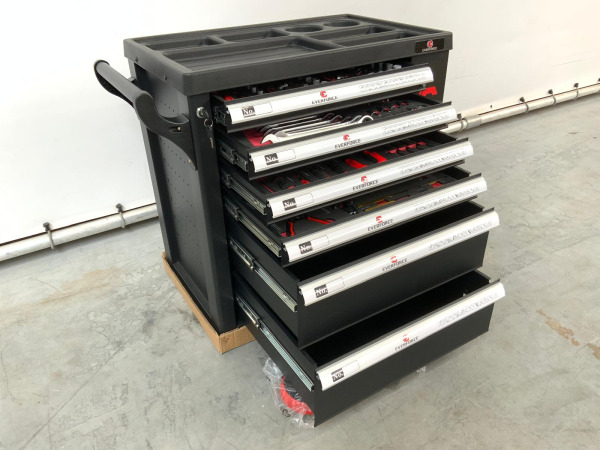 Everforce gereedschapswagen 158-delig verrijdbaar – foto 13 – kavel bij XL Auctions