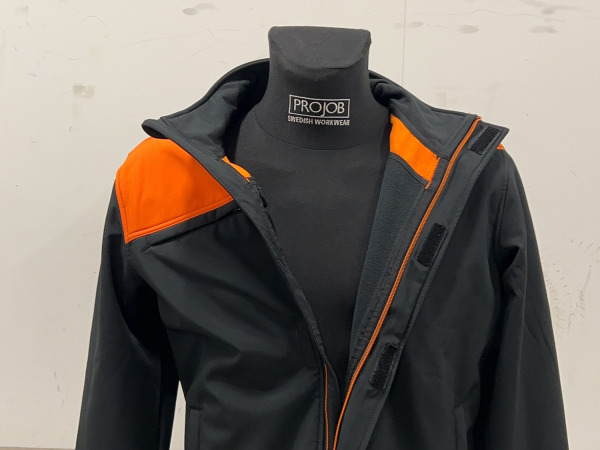 Tricorp softshell jas maat L zwart/oranje – foto 6 – kavel bij XL Auctions
