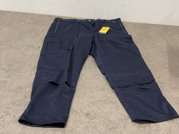 2x Portwest werkbroek maat 42 Action navy – kavel bij XL Auctions