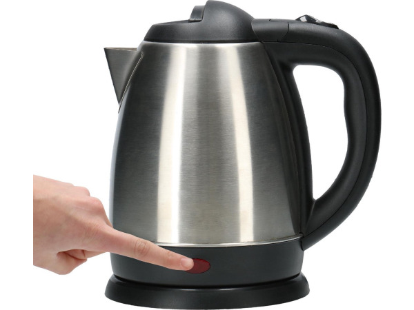 RVS waterkoker 1.8 Liter 1500W – foto 3 – kavel bij XL Auctions