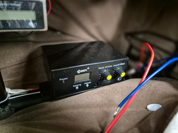 elektrisch-rijdende-speelgoed-panda