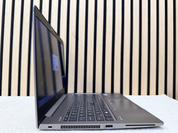HP ZBook 14u G5 | i7-8550U | 8GB | 256GB NVMe – foto 2 – kavel bij XL Auctions