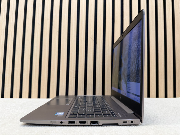 HP ZBook 14u G5 | i7-8550U | 8GB | 256GB NVMe – foto 3 – kavel bij XL Auctions