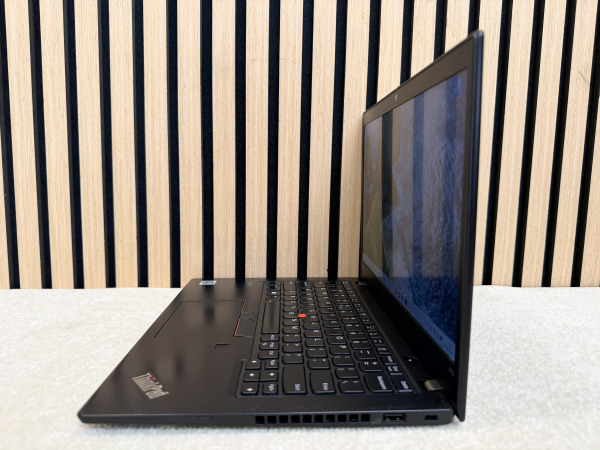 Lenovo ThinkPad X13 Gen 1 | i5-10310U | 16GB | 256GB NVMe – foto 2 – kavel bij XL Auctions