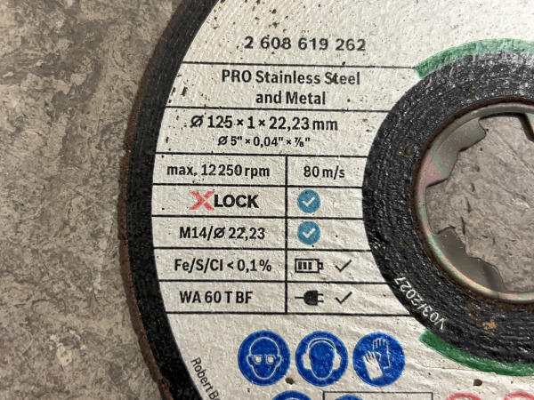 25x Bosch Pro slijpschijf ø125mm X-Lock Standard for Inox – foto 3 – kavel bij XL Auctions