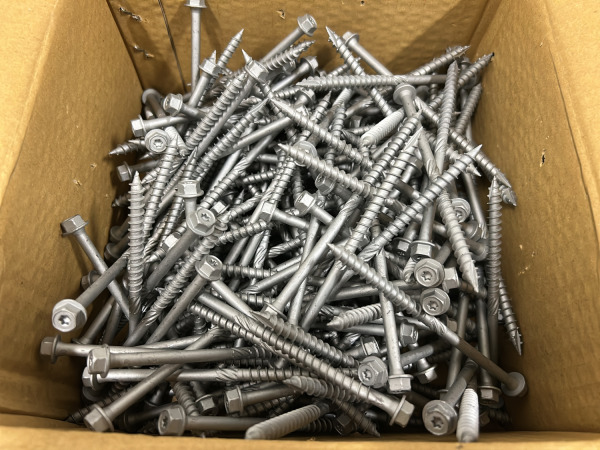 Doos houtconstructieschroef flenskop Torx M8x140mm Geomet – foto 2 – kavel bij XL Auctions