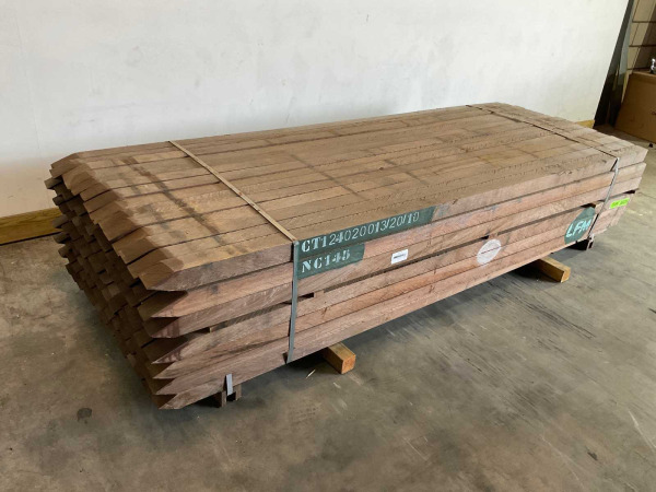 160x Azobé hardhouten tuinpaal gepunt 275x7x7cm – foto 4 – kavel bij XL Auctions