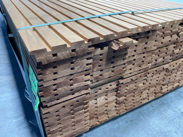30x ThermoWood Ayous Rib3 gevelbekleding 210x14x1,7cm – foto 6 – kavel bij XL Auctions