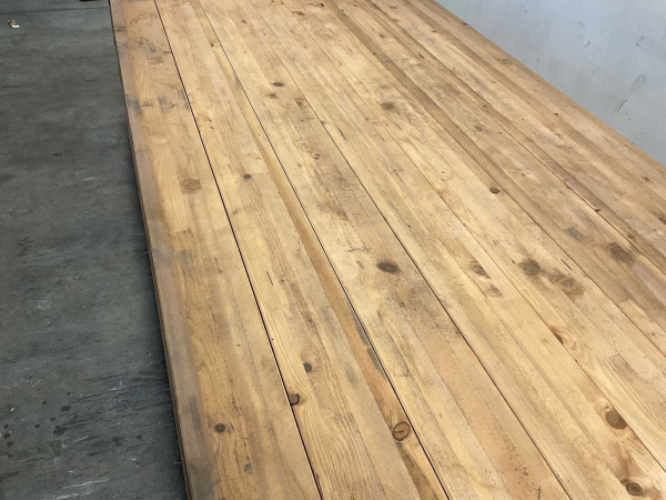 4x Redvision paal geschaafd verlijmd 400x14x14 cm – foto 4 – kavel bij XL Auctions