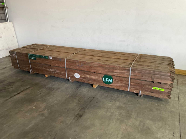 10x Azobé hardhouten tuinpaal gepunt 500x7x7cm – kavel bij XL Auctions