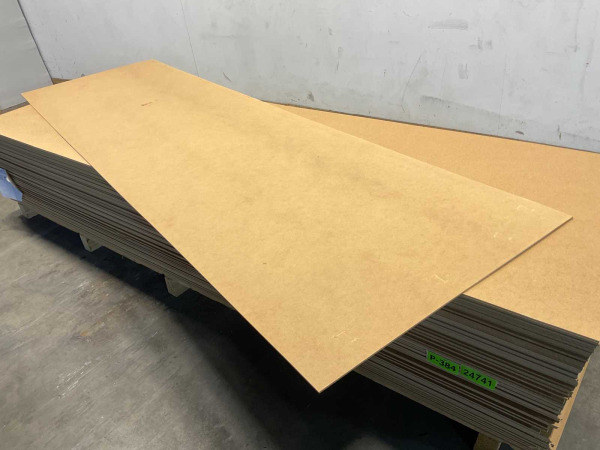 25x HDF plaat Homadur 3050x895 mm 5 mm – foto 4 – kavel bij XL Auctions