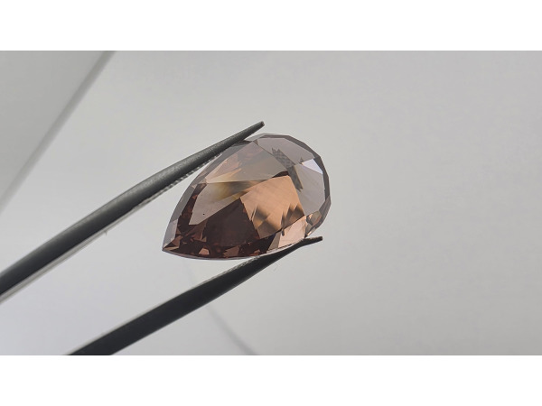 Diamant Pear 4.05 crt ( IGI gecertificeerd ) – foto 3 – kavel bij XL Auctions