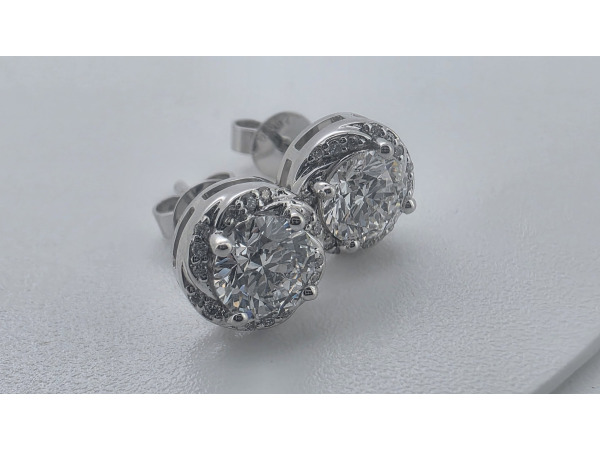 Wit gouden oorbellen met diamant 2 x 0,50 crt ( IGI ) – foto 2 – kavel bij XL Auctions