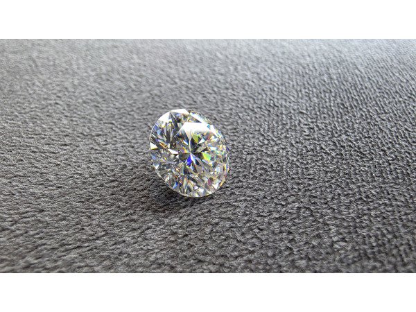 Moissanite briljant 5.00 crt ( GRA gecertificeerd ) – foto 2 – kavel bij XL Auctions