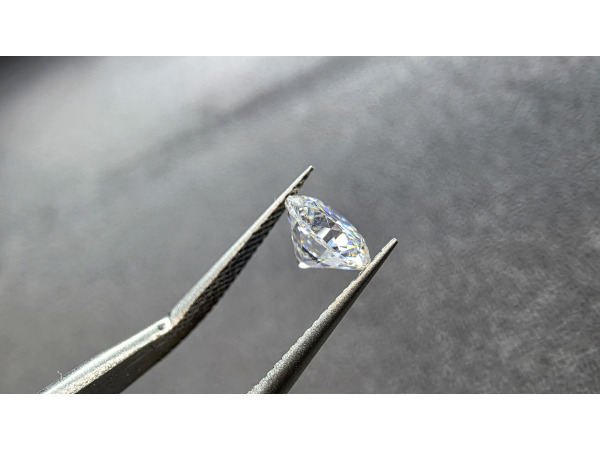 Moissanite briljant 1.00 crt ( GRA gecertificeerd ) – foto 7 – kavel bij XL Auctions