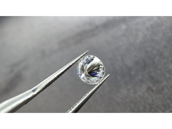 Moissanite briljant 1.00 crt ( GRA gecertificeerd ) – foto 9 – kavel bij XL Auctions