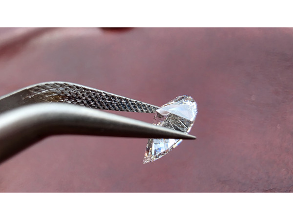Diamant pear 1.00 crt ( IGI gecertificeerd ) – foto 4 – kavel bij XL Auctions