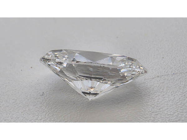 Diamant oval 2.70 crt ( IGI gecertificeerd ) – foto 3 – kavel bij XL Auctions