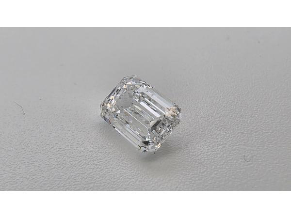 Diamant emerald 2.50 crt ( IGI gecertificeerd ) – foto 3 – kavel bij XL Auctions