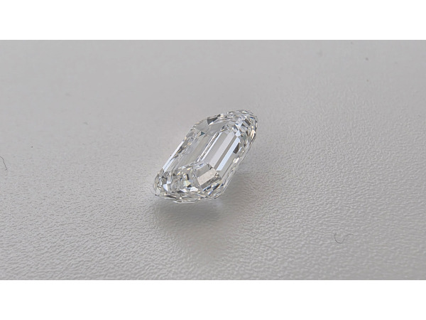 Diamant emerald 2.50 crt ( IGI gecertificeerd ) – foto 4 – kavel bij XL Auctions
