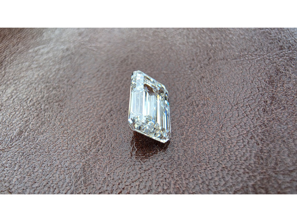 Diamant emerald 1.50 crt ( IGI gecertificeerd ) – foto 3 – kavel bij XL Auctions