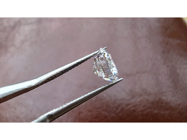 Diamant emerald 1.50 crt ( IGI gecertificeerd ) – foto 7 – kavel bij XL Auctions