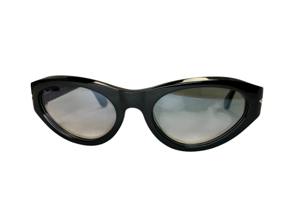 Persol | Luxe Italiaanse Zonnebril in Zwart Acetaat – foto 2 – kavel bij XL Auctions