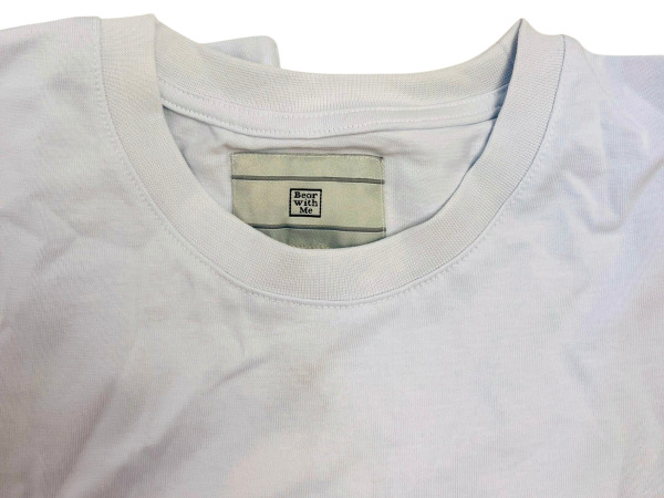 Bear with Me | Trendy Champagne Bear T-Shirt Maat S – foto 4 – kavel bij XL Auctions