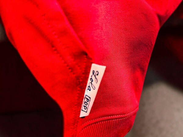 Brood by Lola Pop | Exclusieve Hoodie Artwork – foto 8 – kavel bij XL Auctions